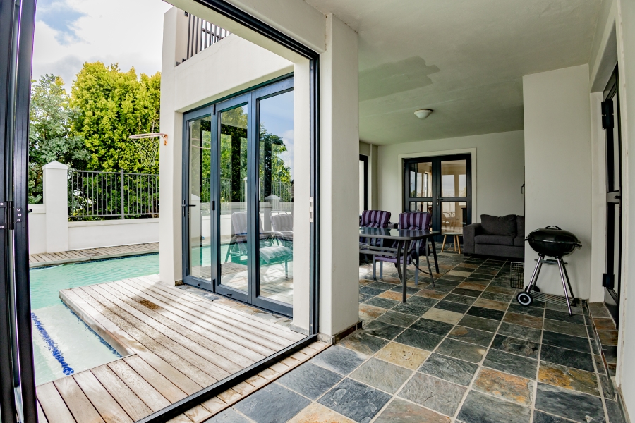 4 Bedroom Property for Sale in Zevenwacht Country Estate Western Cape